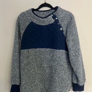 Women’s Cozy Gray and Navy Sweater size XL